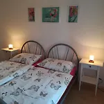 Sandra * פורץ