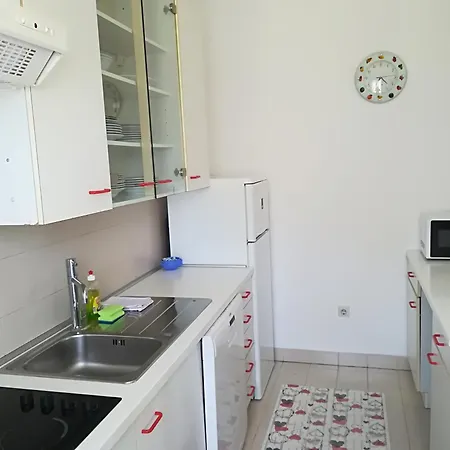 Sandra Apartment *