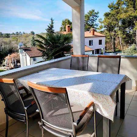 Sandra Apartment Porec